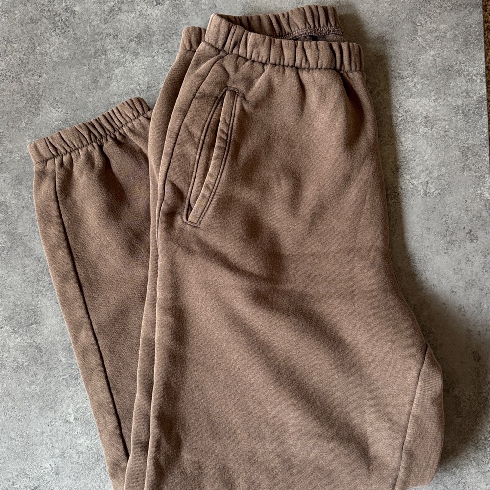 GAP Women’s Oatmeal Fleece Joggers